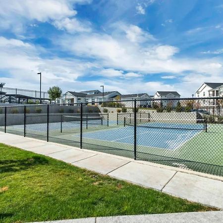 Brand New 3-Beds Stylish Entire House At Lehi Villa Exterior foto