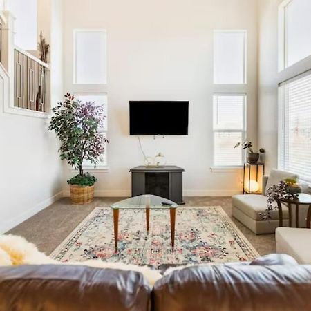 Brand New 3-Beds Stylish Entire House At Lehi Villa Exterior foto